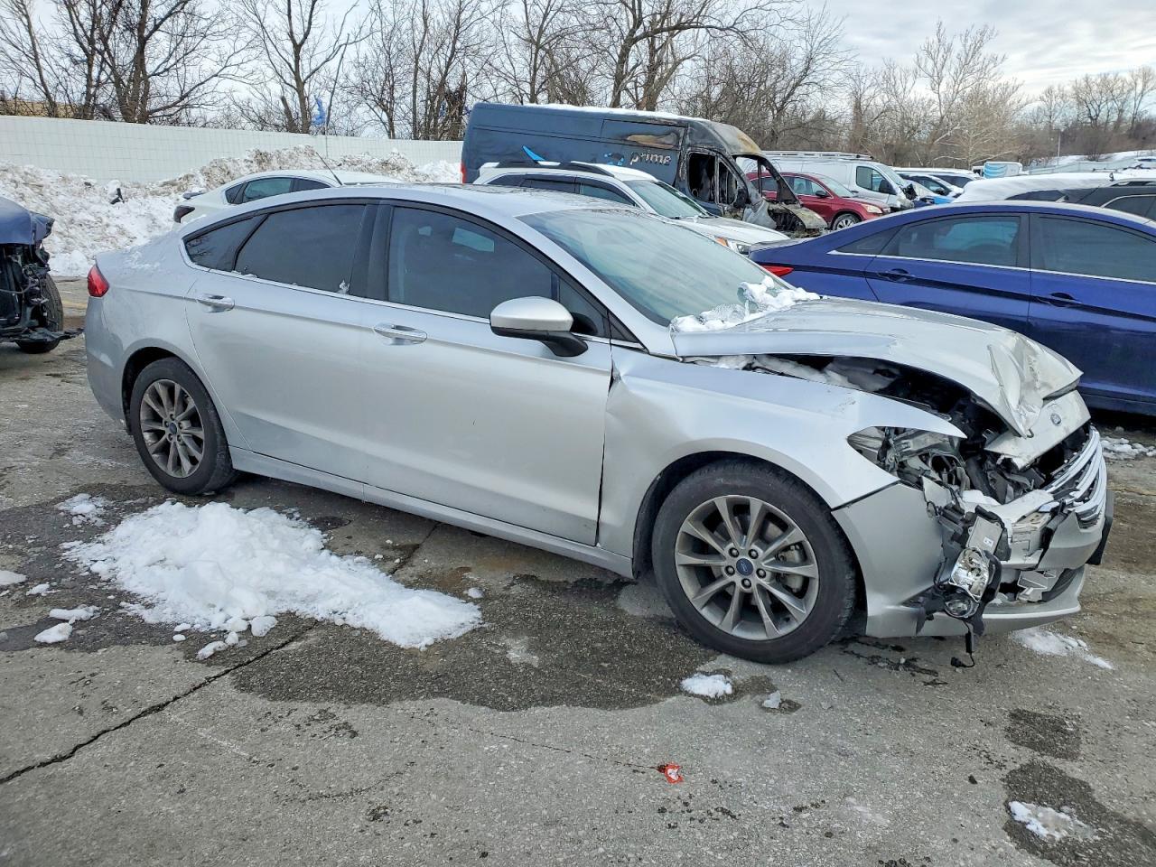 2017 Ford Fusion Se - Фото 4