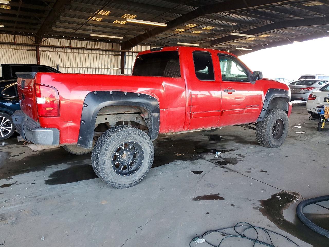 2008 Chevrolet Silverado K1500 - Фото 3