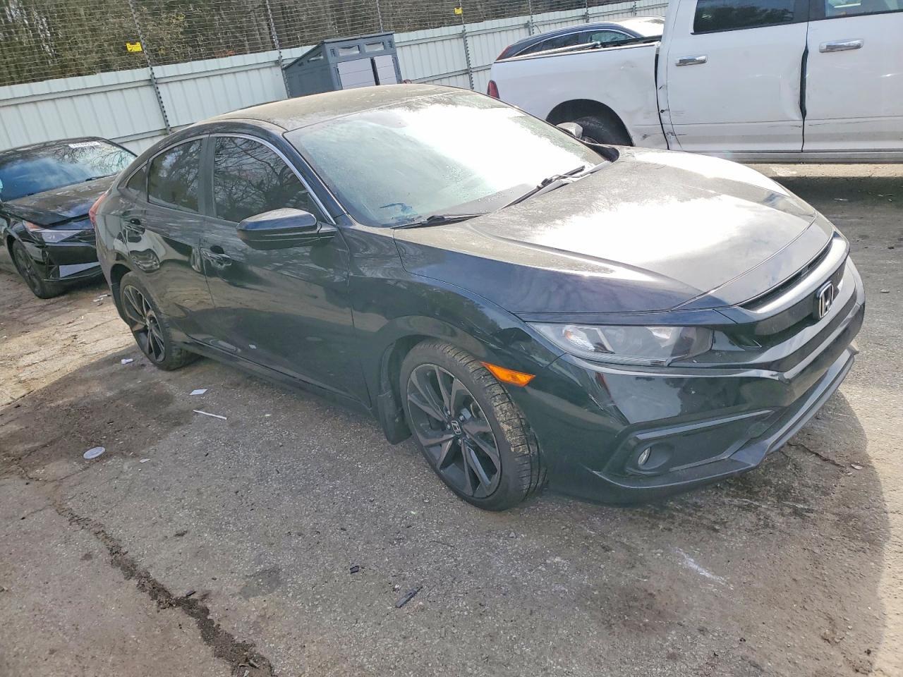 2019 Honda Civic Sport - Image 4