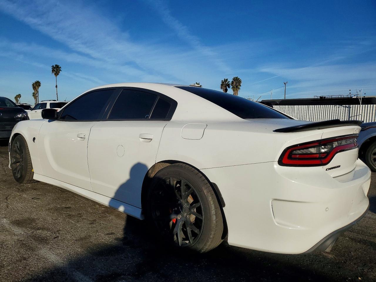 2016 Dodge Charger Srt Hellcat - Image 2