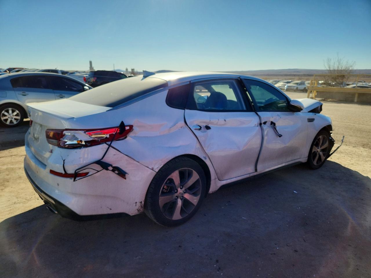 2020 Kia Optima - Image 3