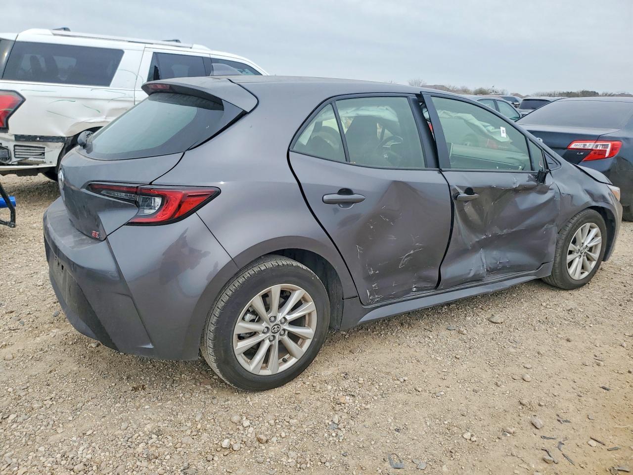 2025 Toyota Corolla Se - Image 3