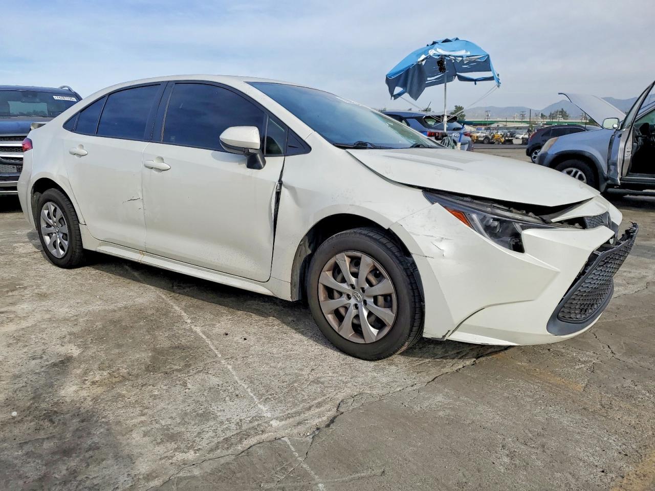 2020 Toyota Corolla Le - Image 4