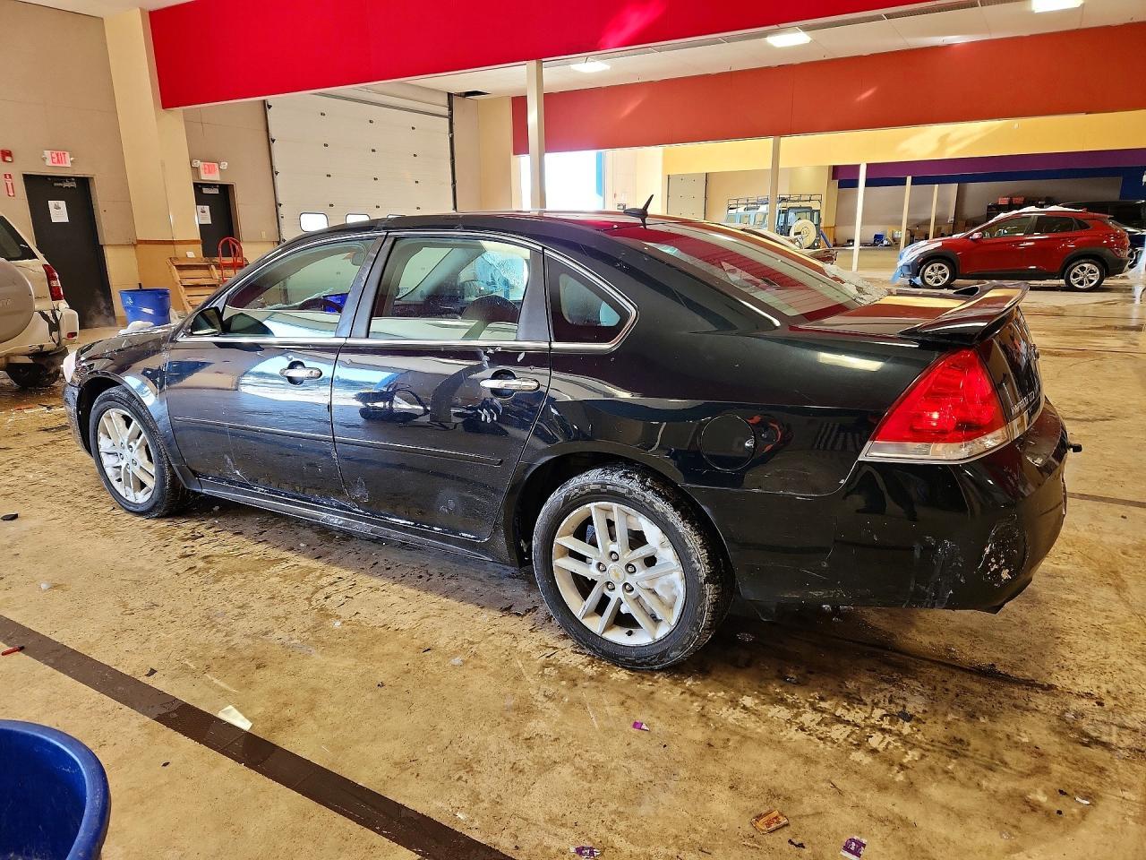 2010 Chevrolet Impala Ltz - Image 2