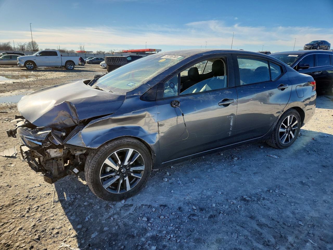 2021 Nissan Versa Sv