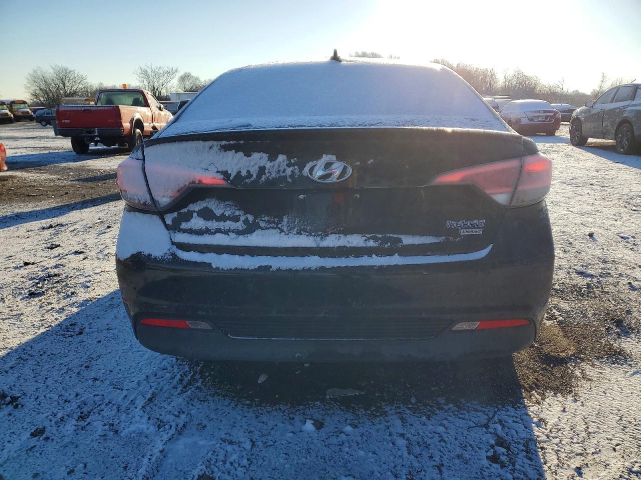 2016 Hyundai Sonata Hybrid - Image 6