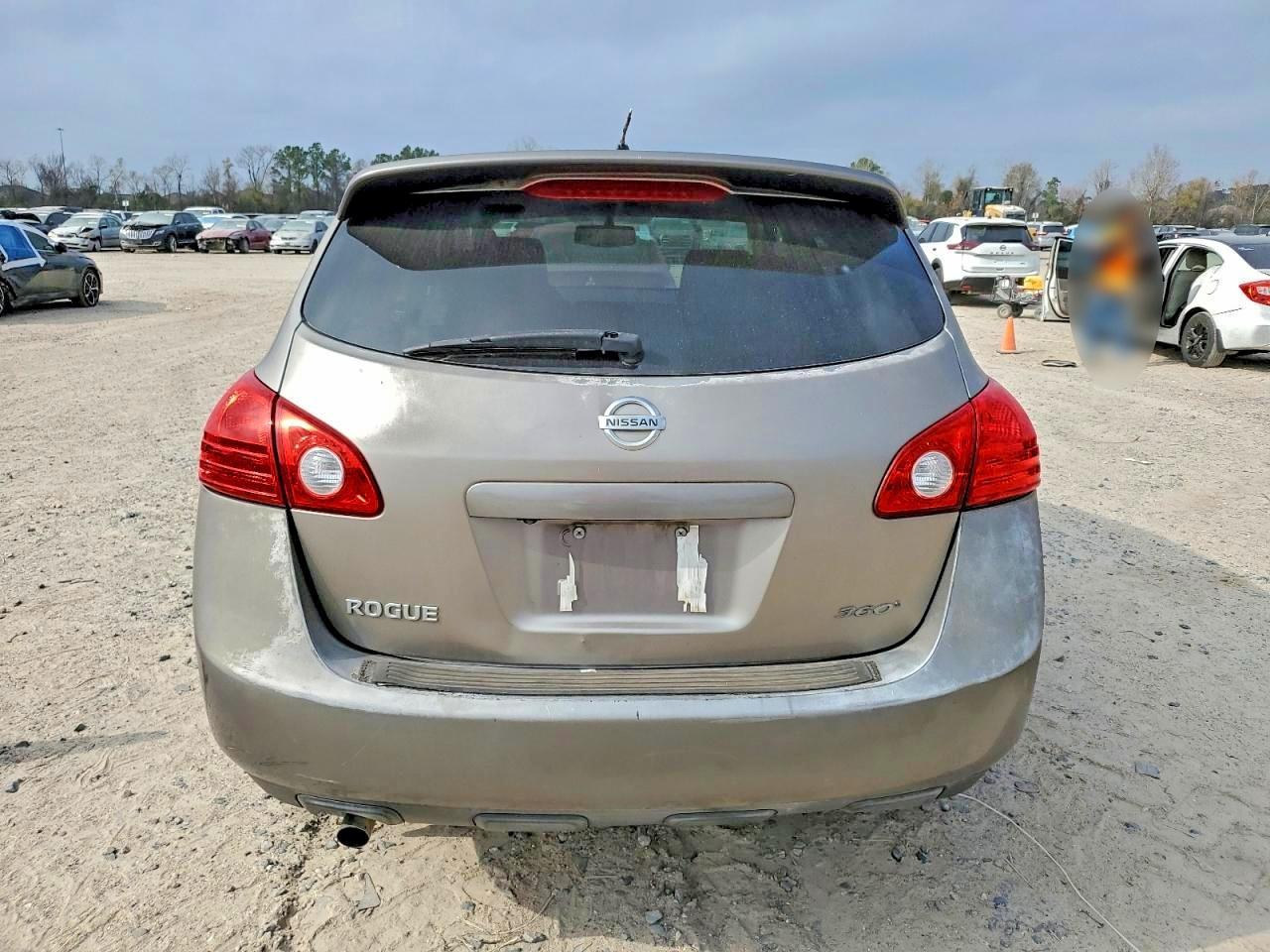 2010 Nissan Rogue S - Image 6