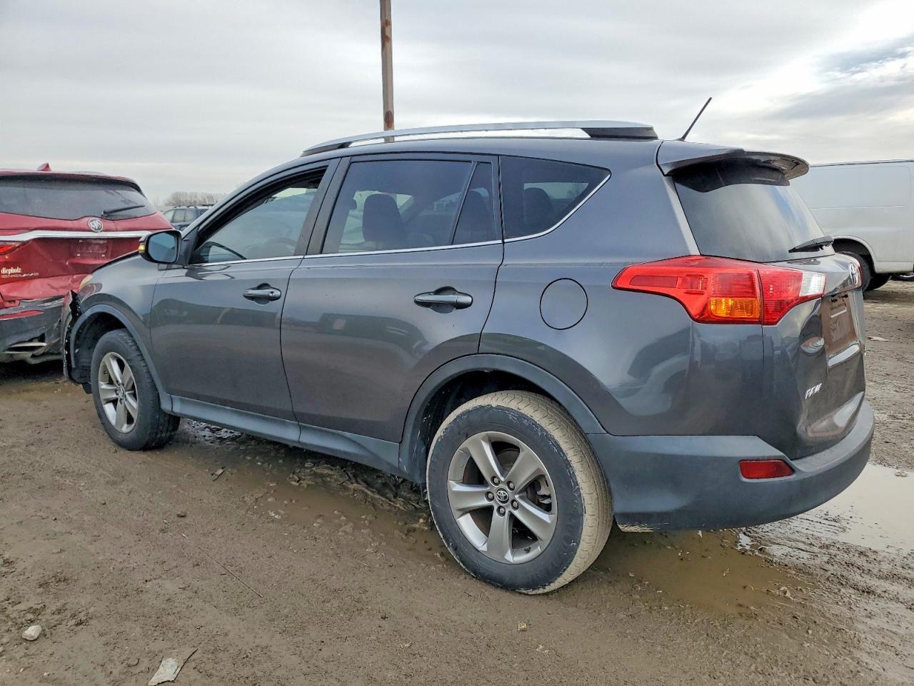 2015 Toyota Rav4 Xle - Фото 2