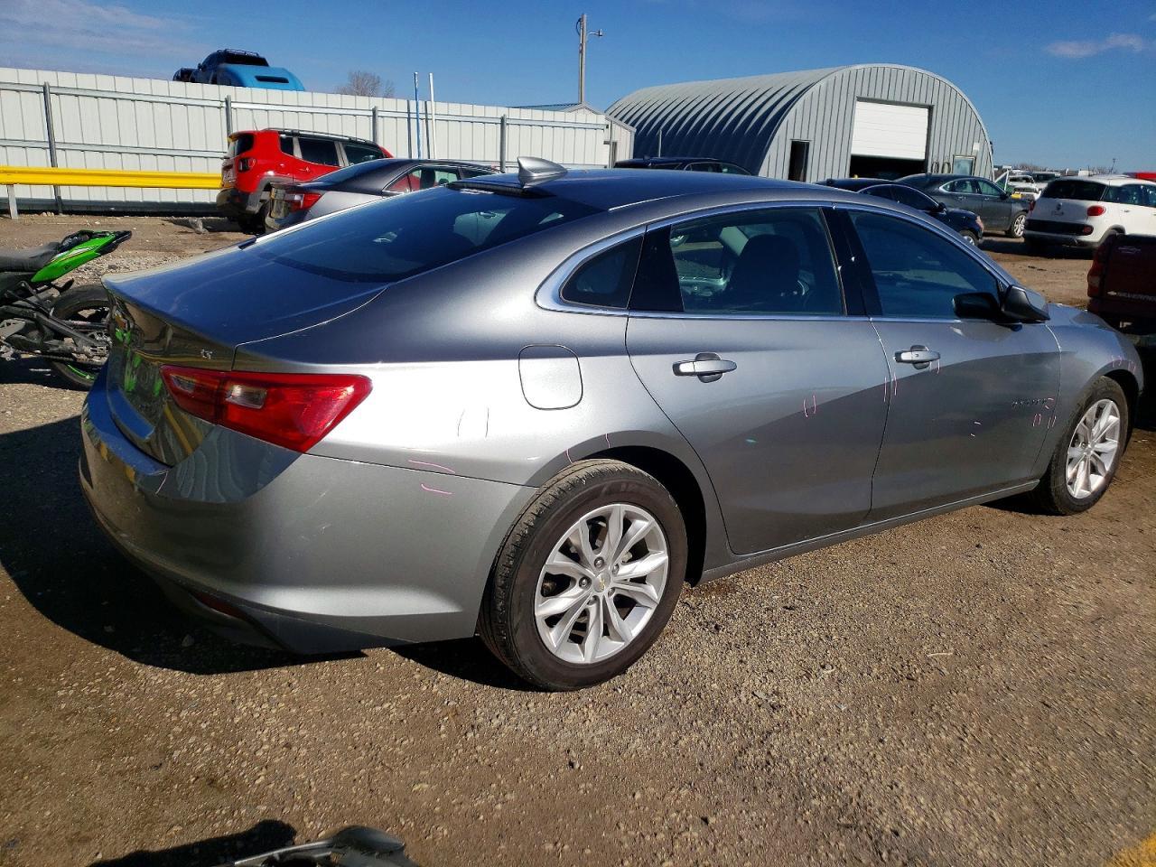 2023 Chevrolet Malibu Lt - Image 3