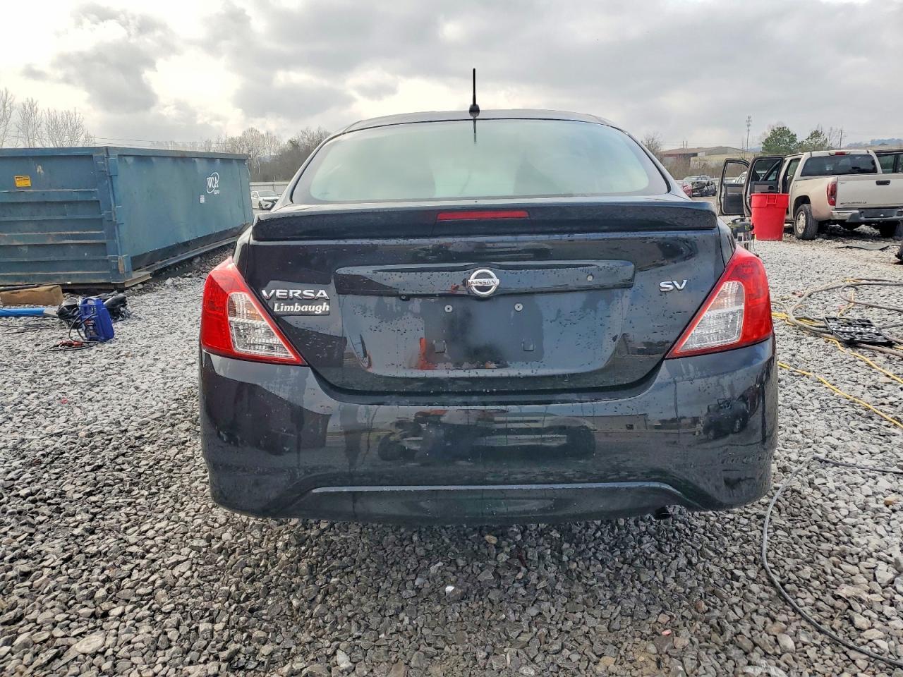 2019 Nissan Versa S - Image 6