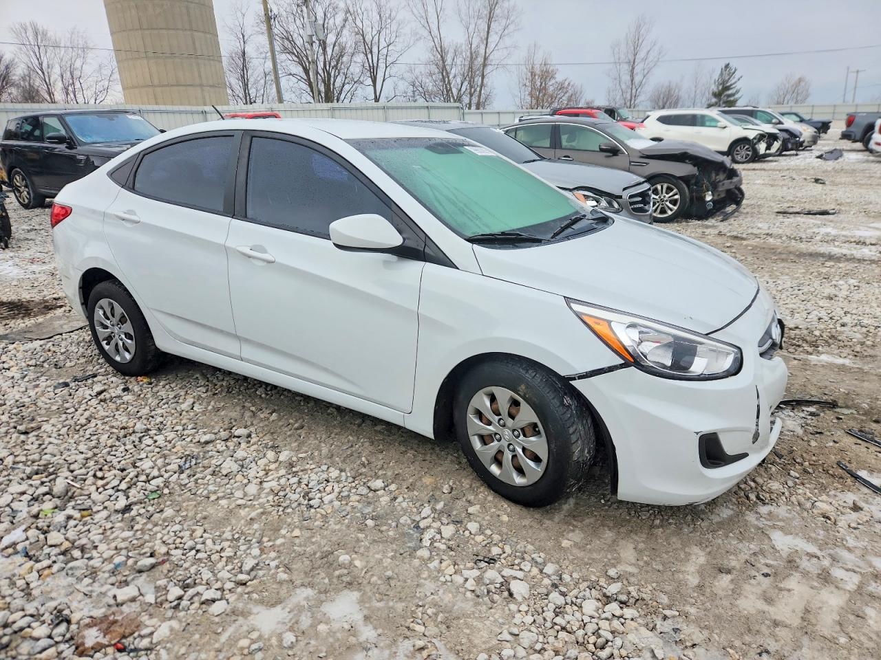 2017 Hyundai Accent Se - Image 4