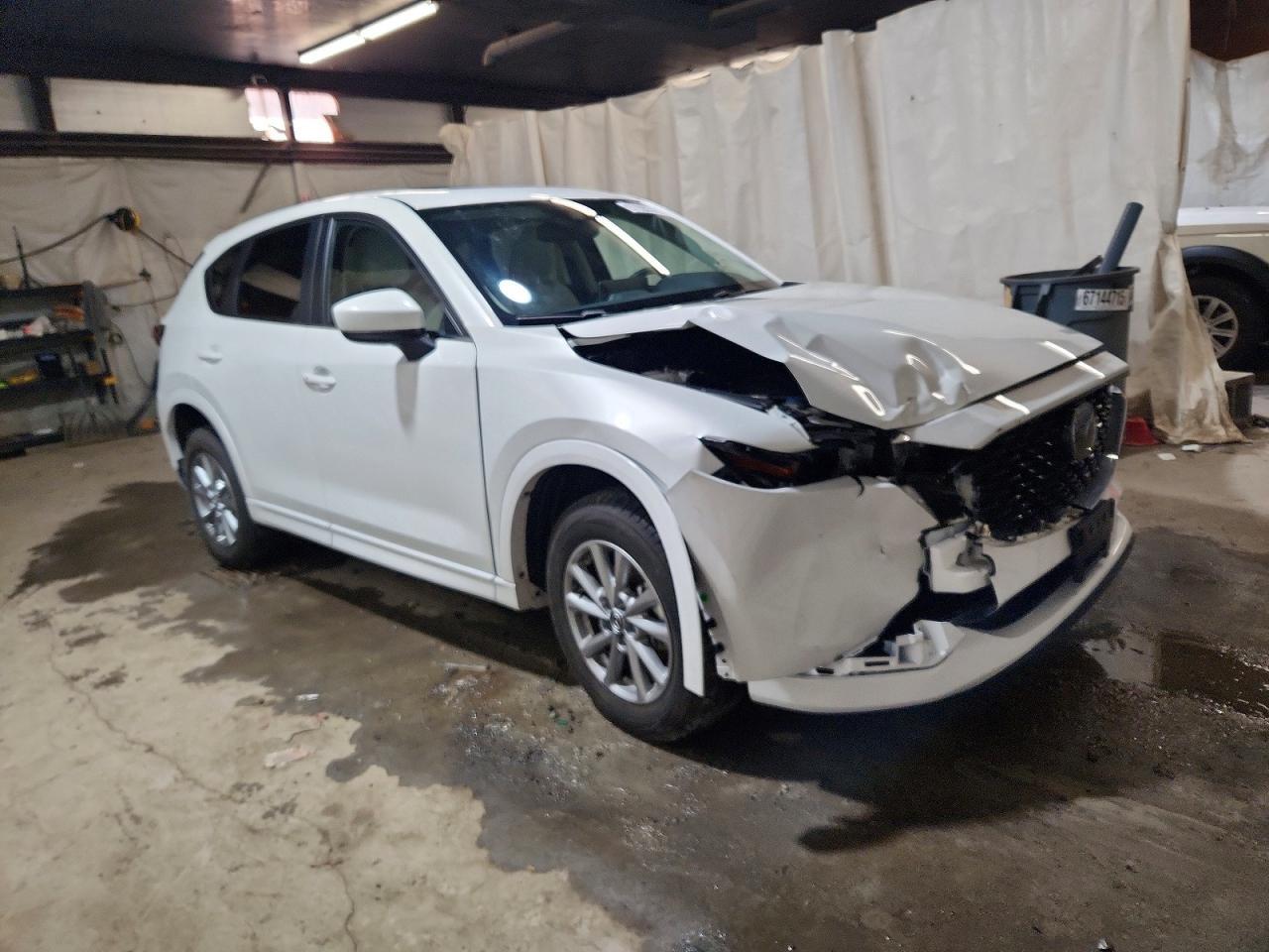 2025 Mazda Cx-5 Preferred - Image 4