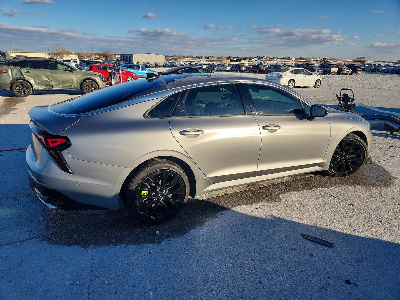 2025 Kia K5 Gt - Image 3