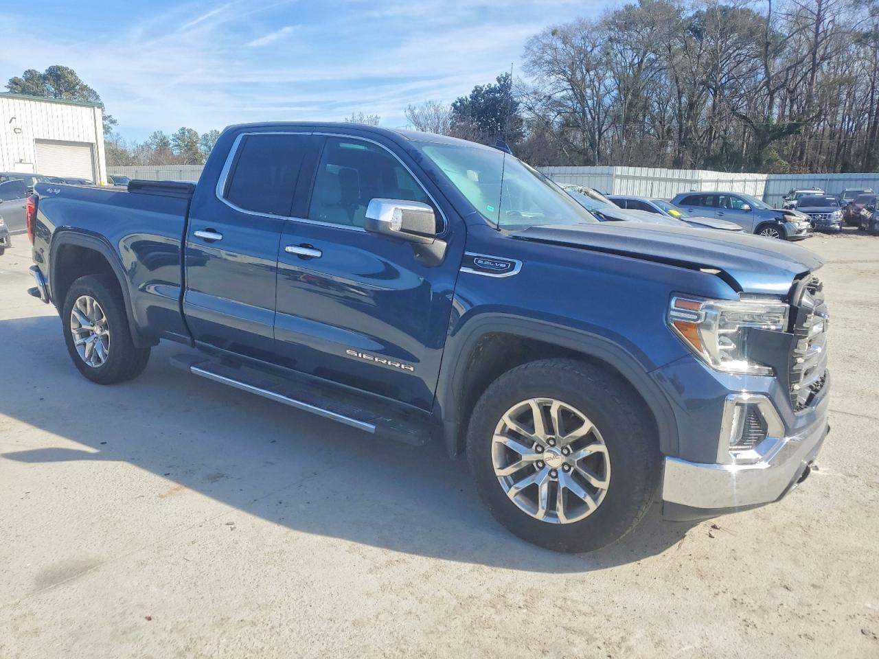 2019 GMC Sierra K1500 Slt - Image 4