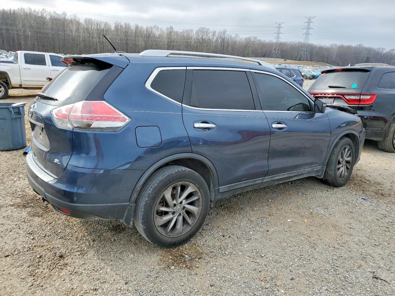 2015 Nissan Rogue S - Фото 3