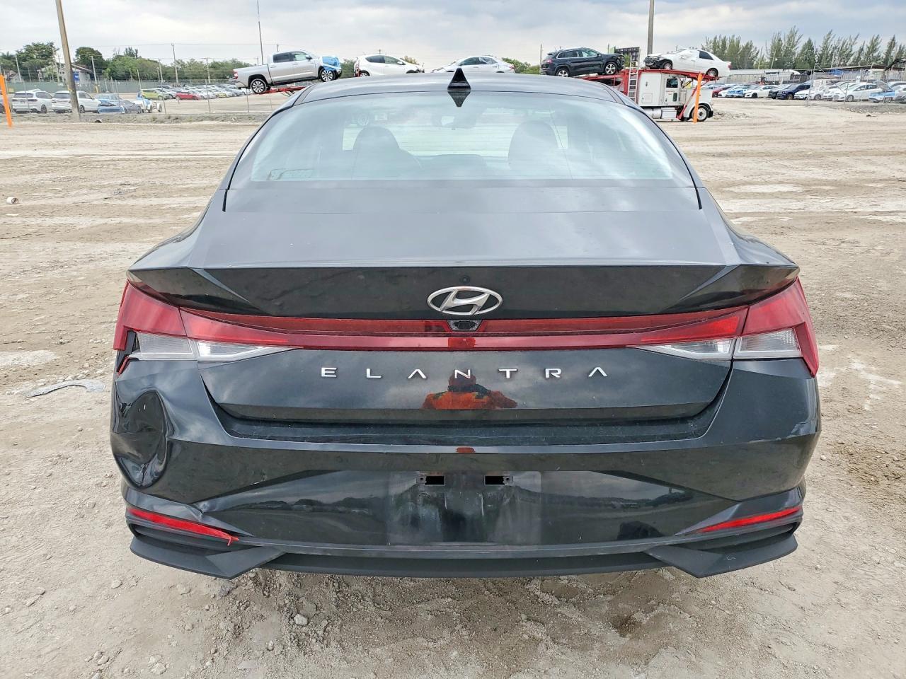 2022 Hyundai Elantra Sel - Фото 6