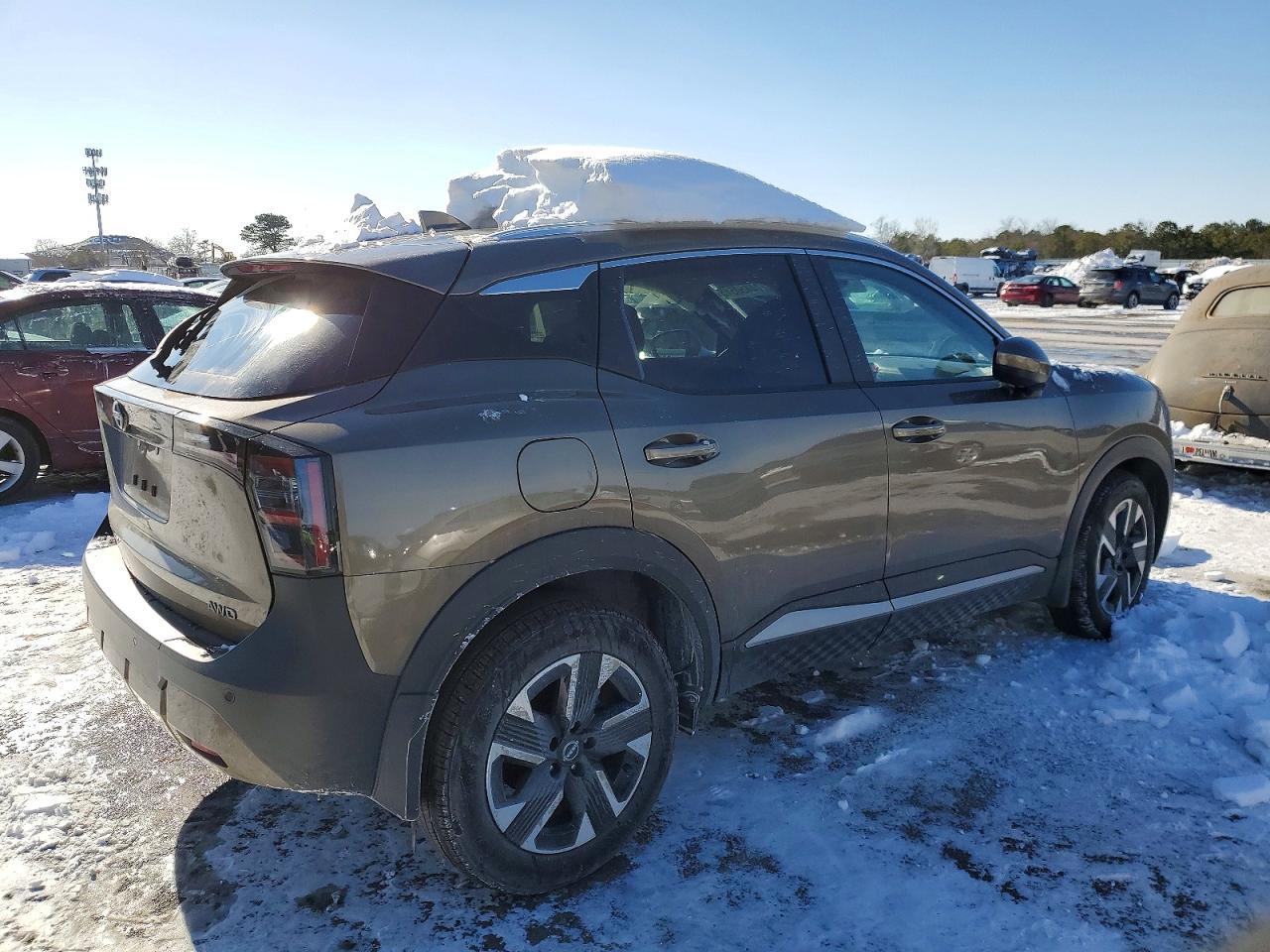 2025 Nissan Kicks Sv - Фото 3