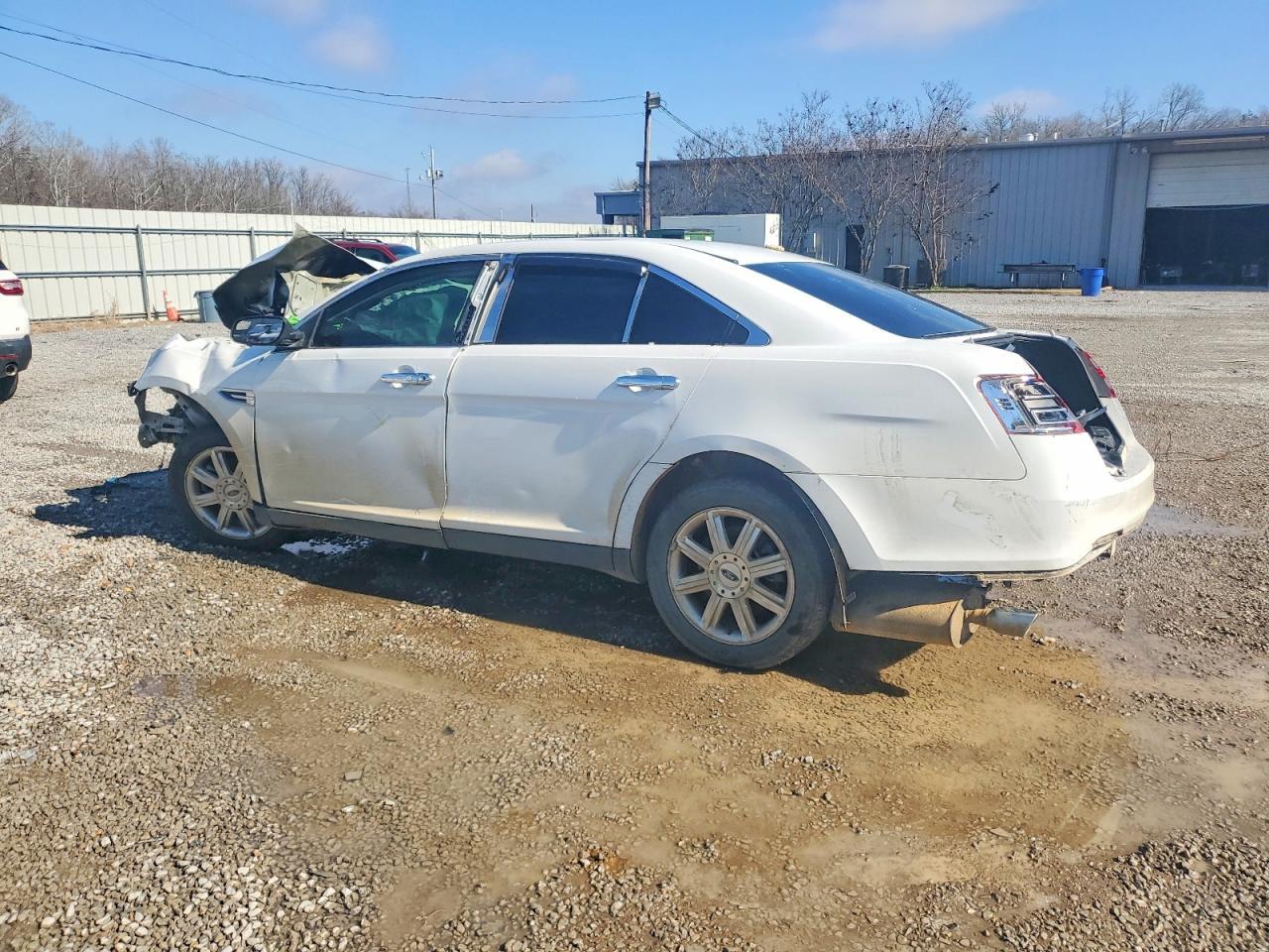 2016 Ford Taurus Se - Фото 2