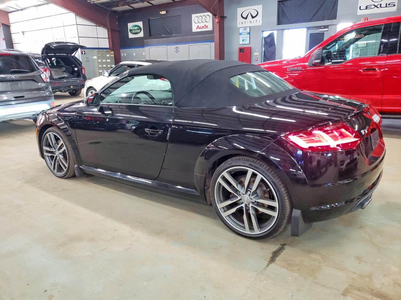 2017 Audi Tt - Фото 2