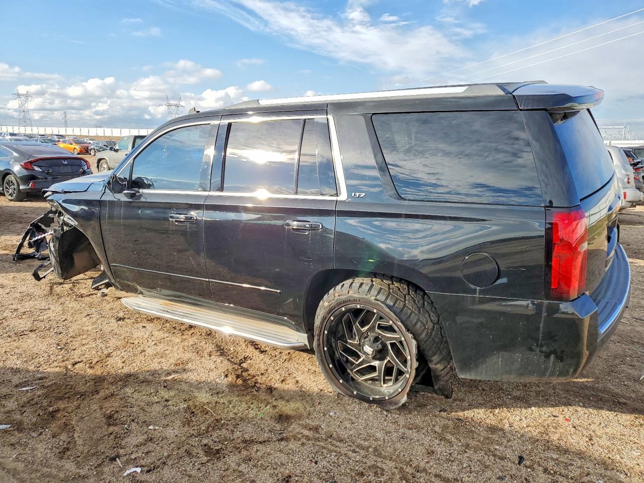 2015 Chevrolet Tahoe C1500 Ltz - Фото 2
