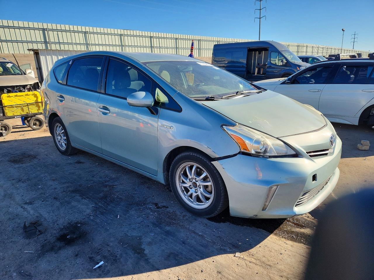 2013 Toyota Prius V - Image 4