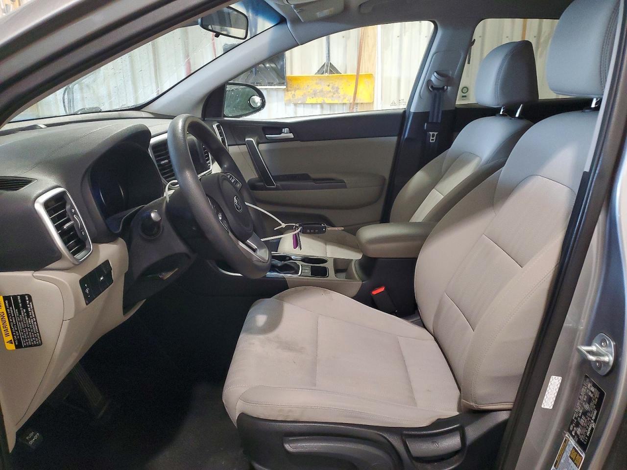 2020 Kia Sportage Lx - Фото 7