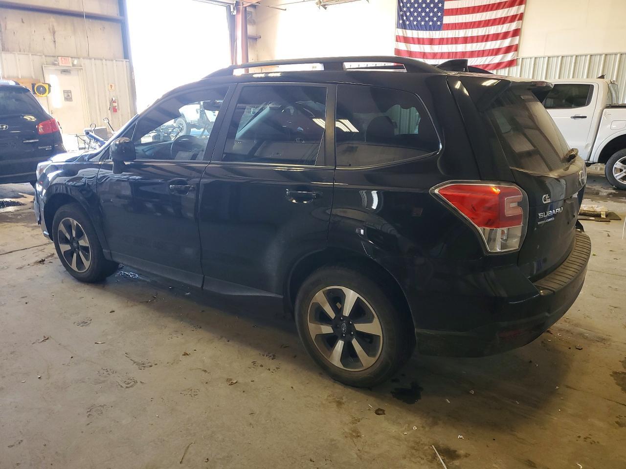2018 Subaru Forester 2.5I Premium - Фото 2