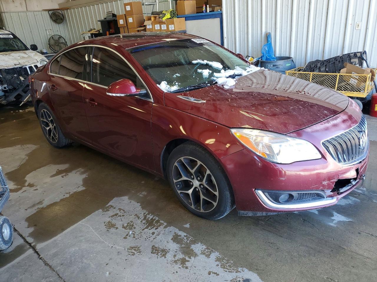 2016 Buick Regal Sport Touring - Фото 4
