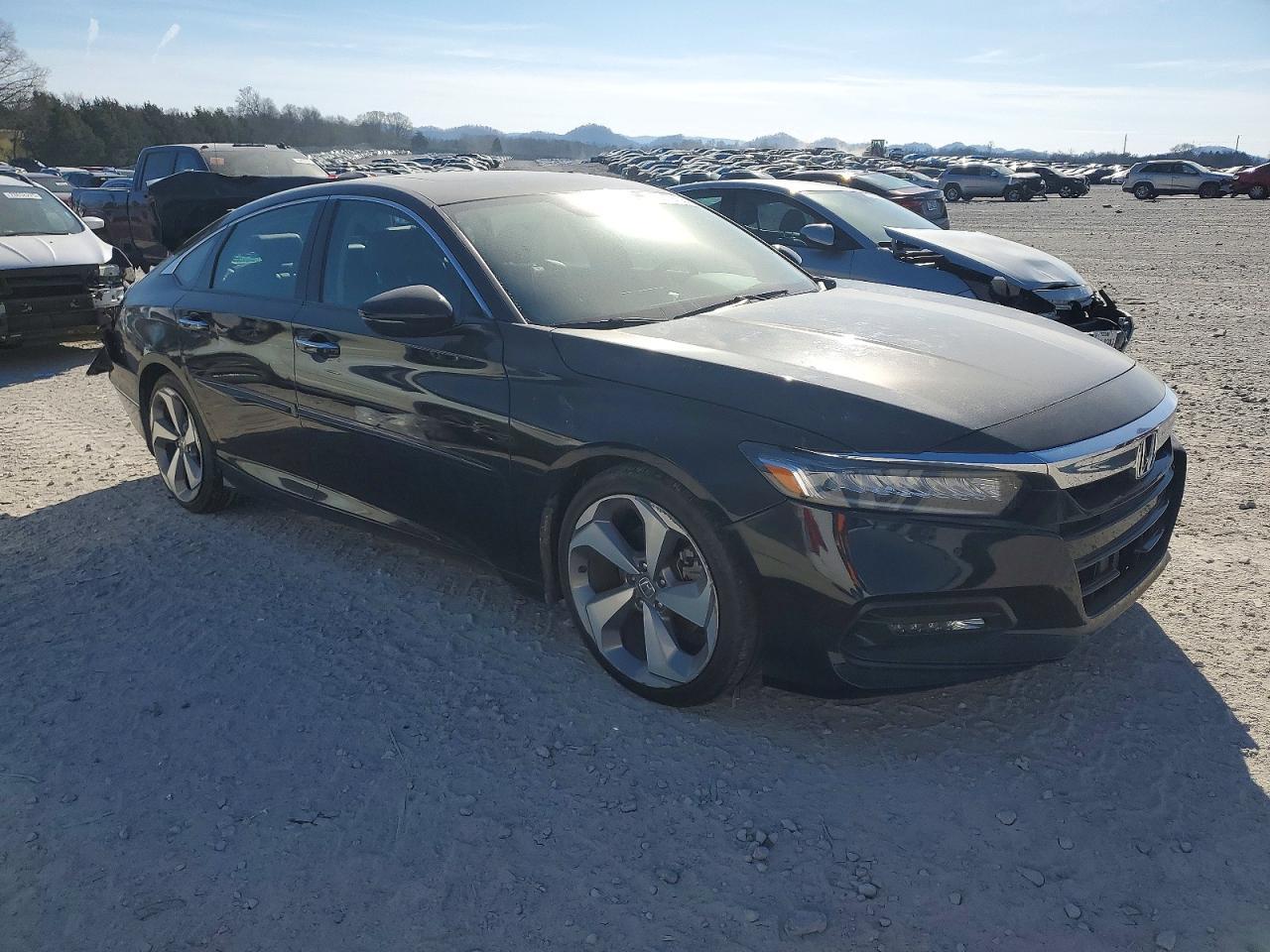 2018 Honda Accord Touring - Фото 4