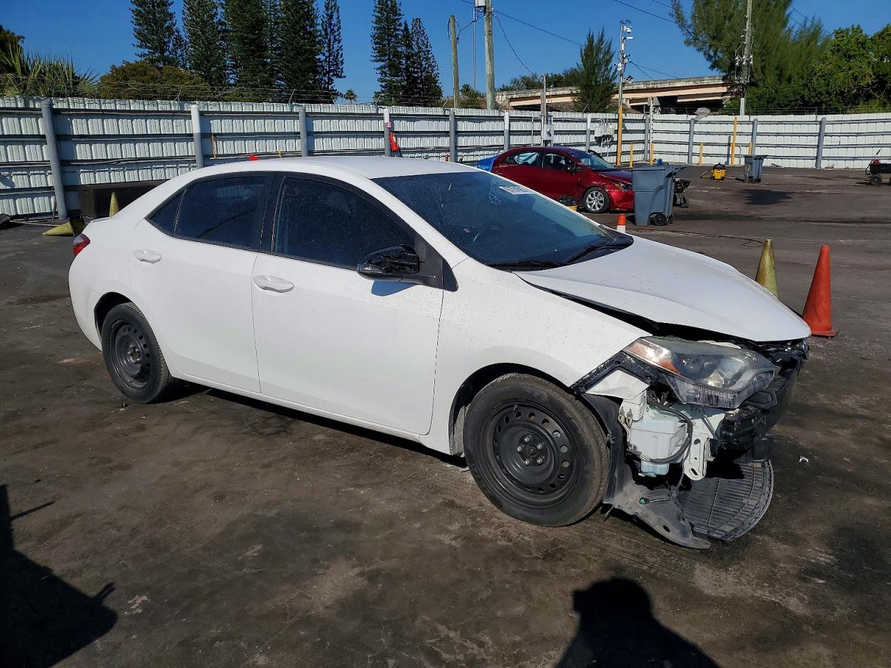 2016 Toyota Corolla S - Фото 4