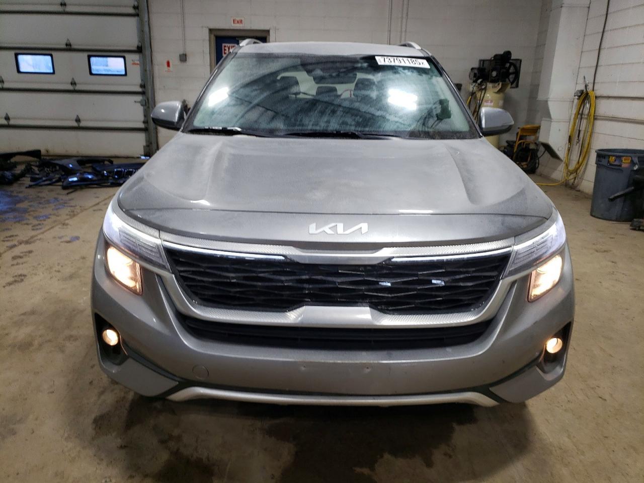 2023 Kia Seltos S - Image 5