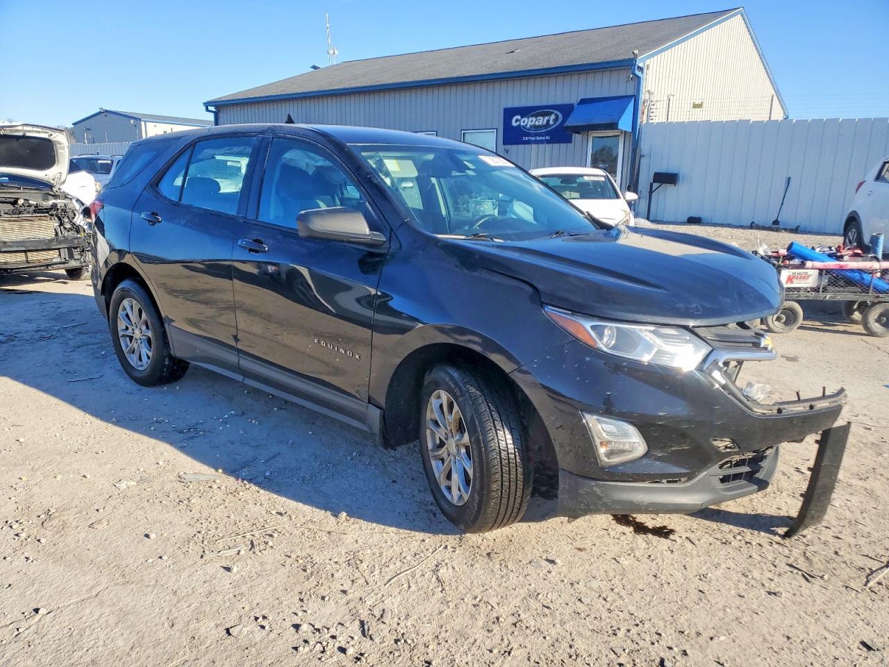 2018 Chevrolet Equinox Ls - Фото 4