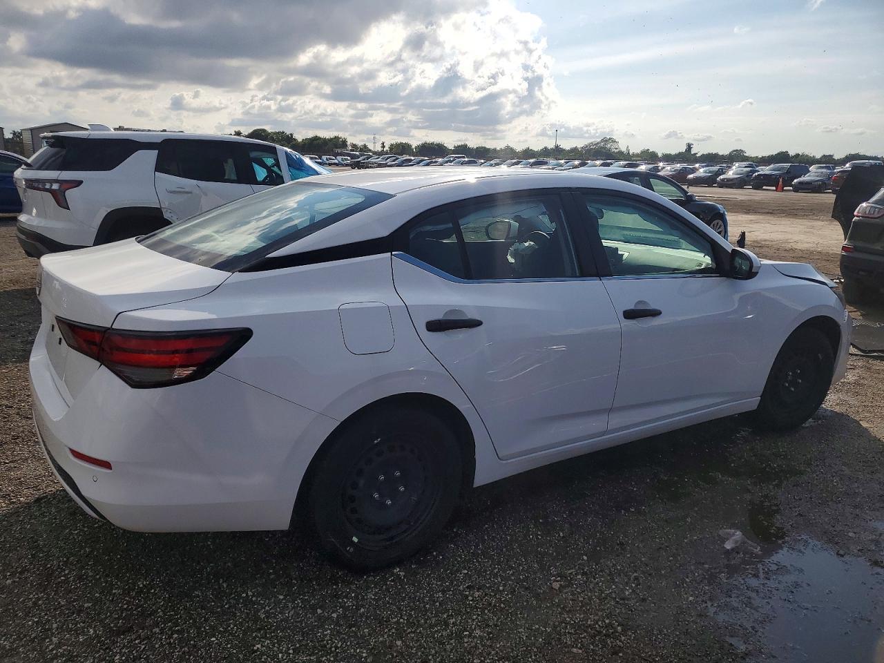 2024 Nissan Sentra S - Фото 3