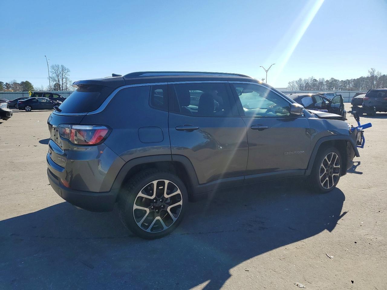 2019 Jeep Compass Limited - Фото 3