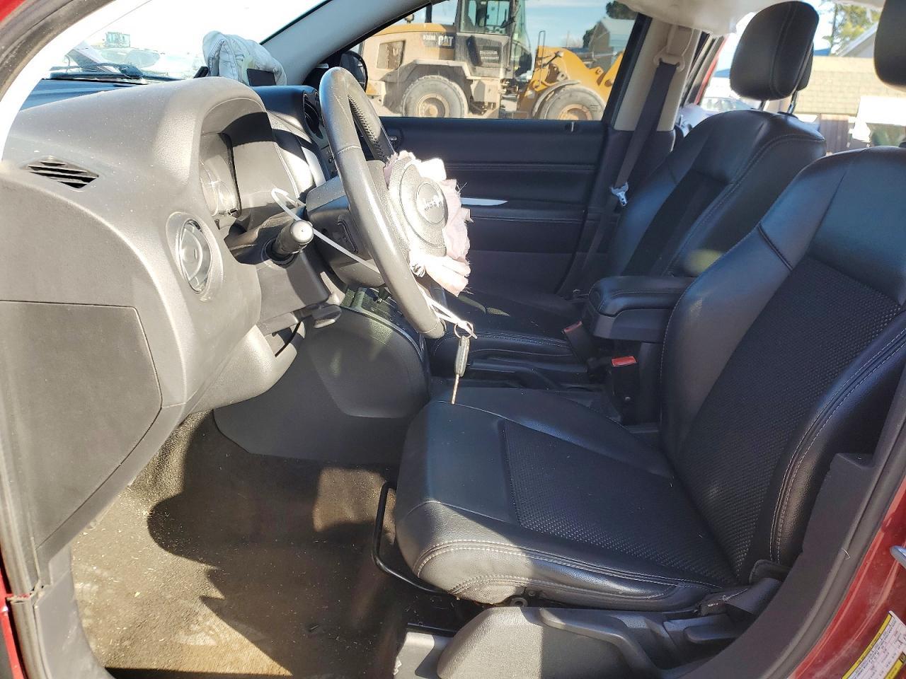 2014 Jeep Compass Latitude - Фото 7