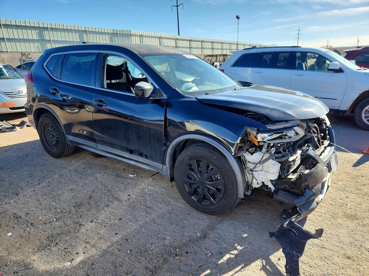 2018 Nissan Rogue S - Image 4