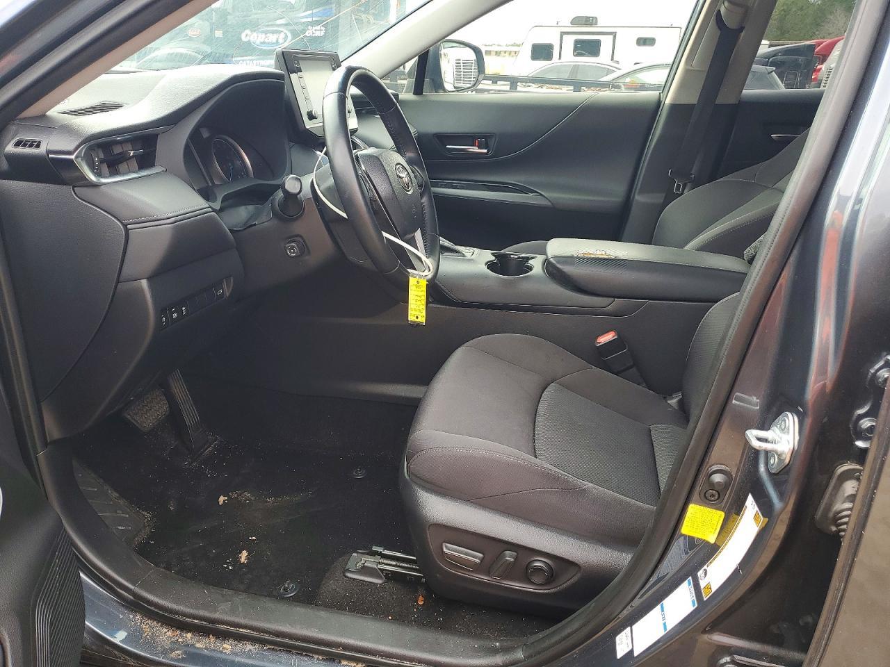 2021 Toyota Venza Le - Image 7