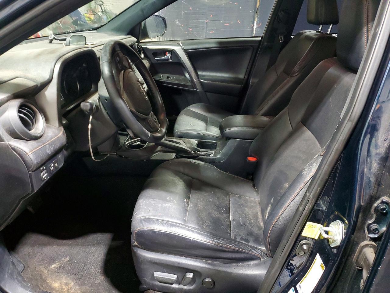 2017 Toyota Rav4 Se - Фото 7