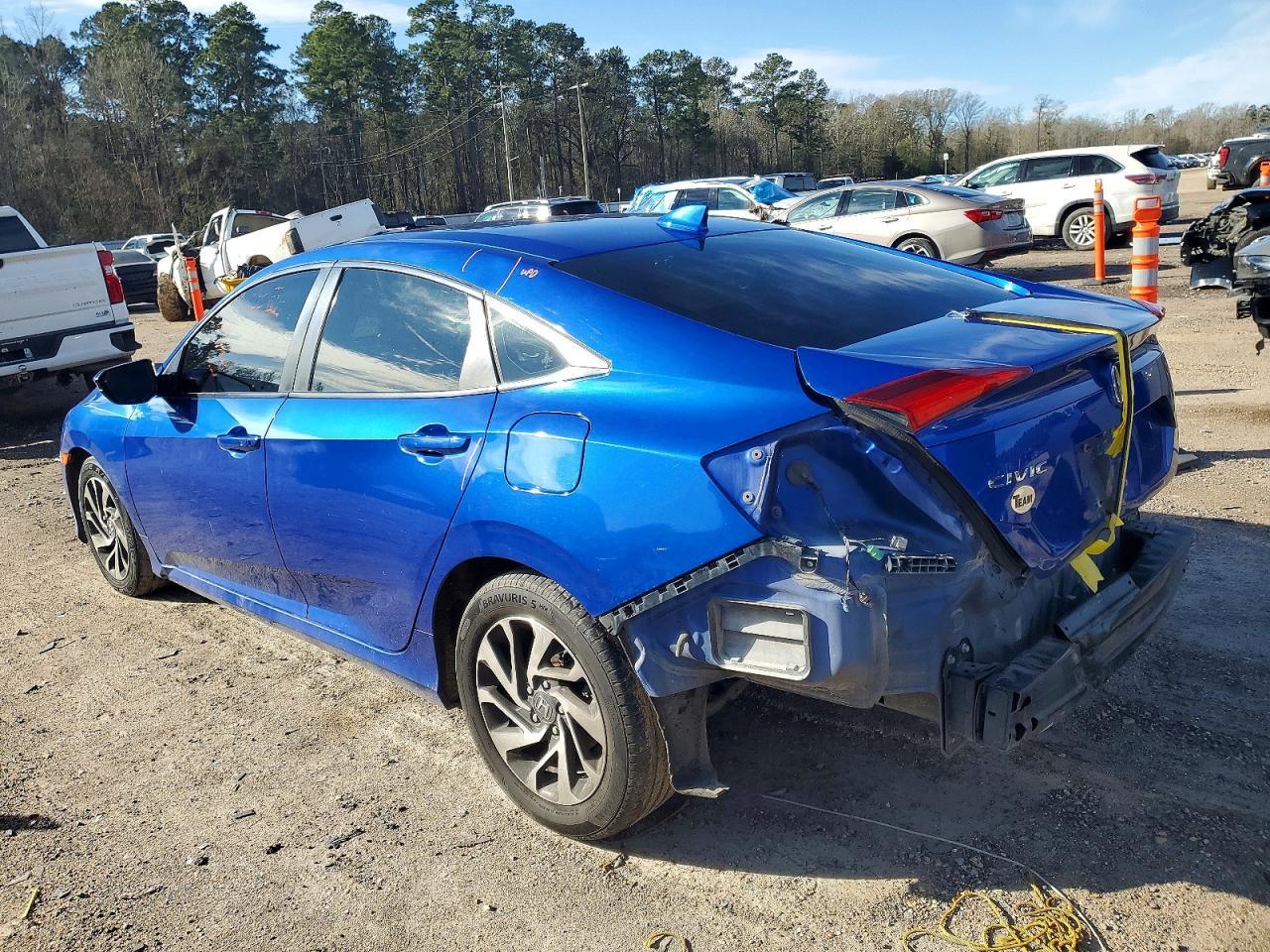 2017 Honda Civic Ex - Image 2