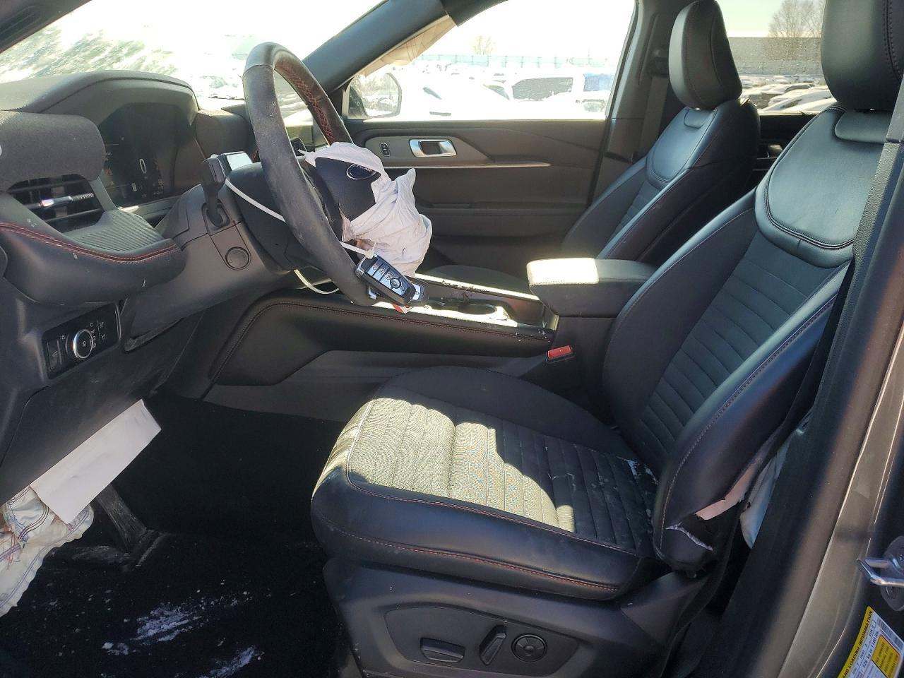 2025 Ford Explorer St-Line - Фото 7