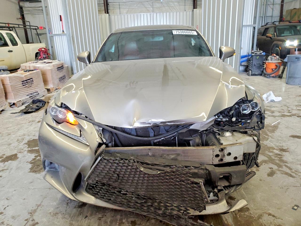 2016 Lexus Is 200T - Фото 5