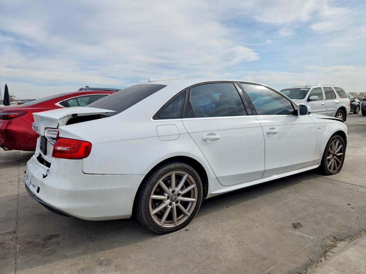 2015 Audi A4 Premium - Фото 3