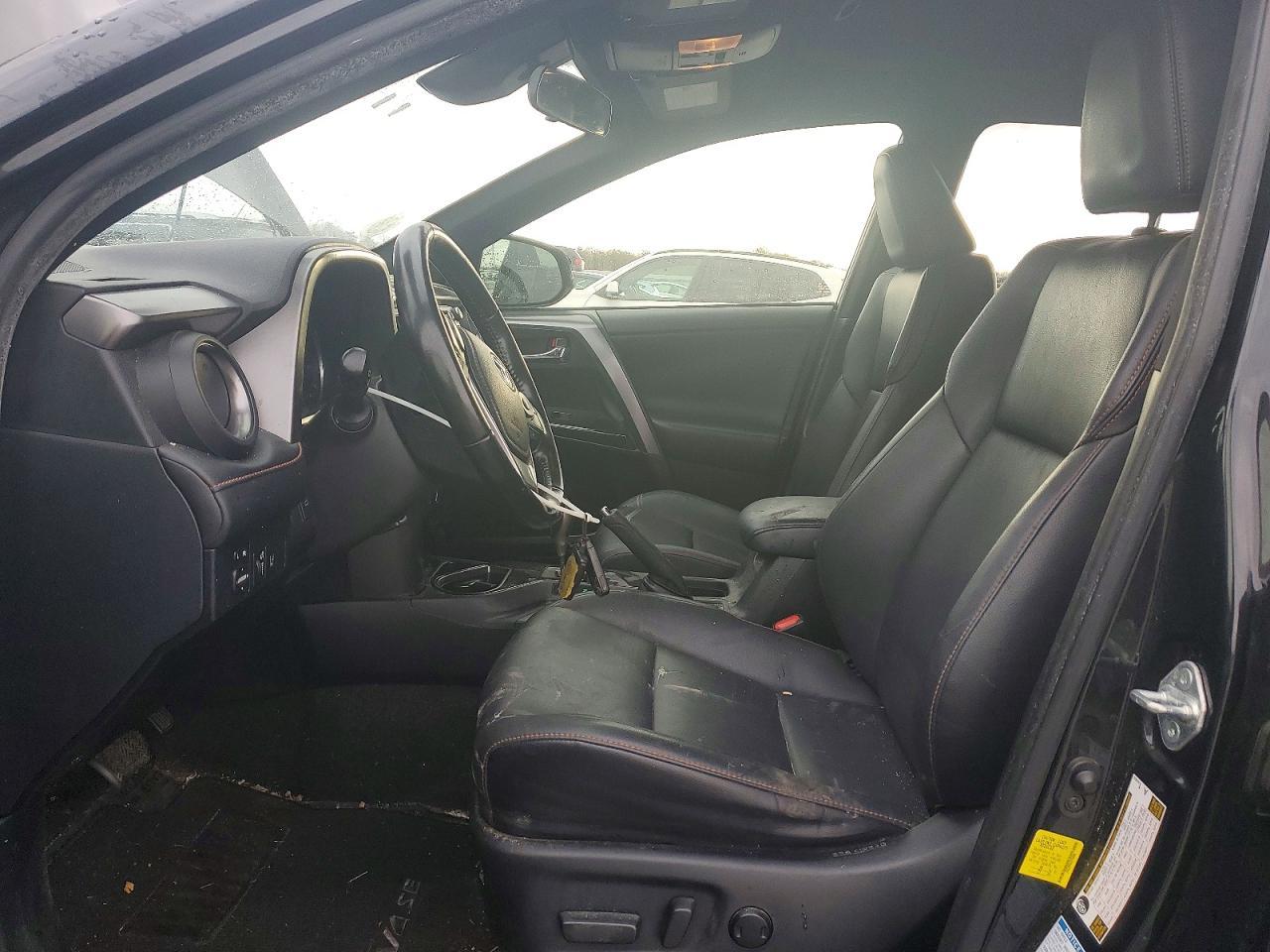 2018 Toyota Rav4 Hybrid Se - Фото 7