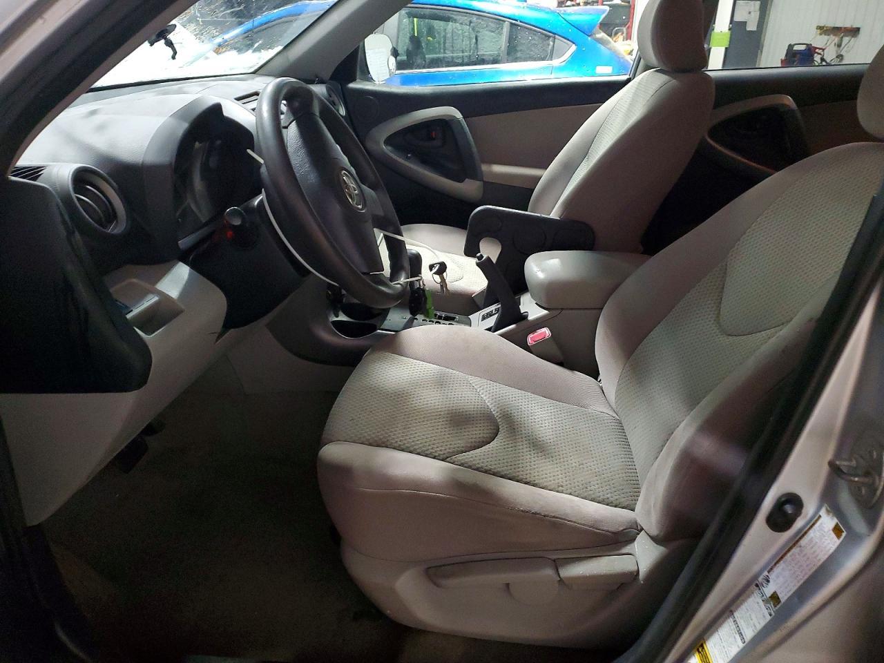 2007 Toyota Rav4 - Image 7