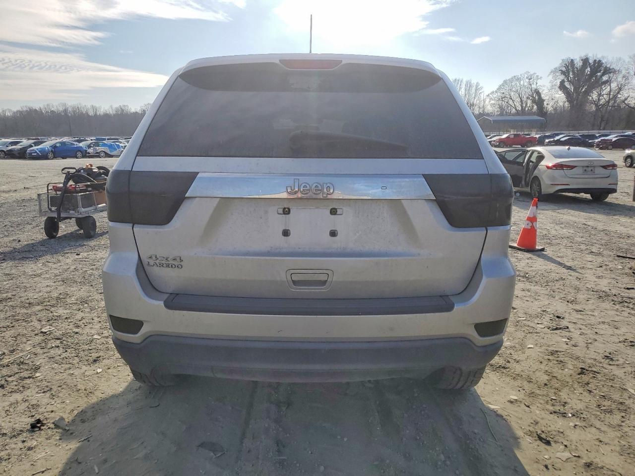 2012 Jeep Grand Cherokee Laredo - Фото 6