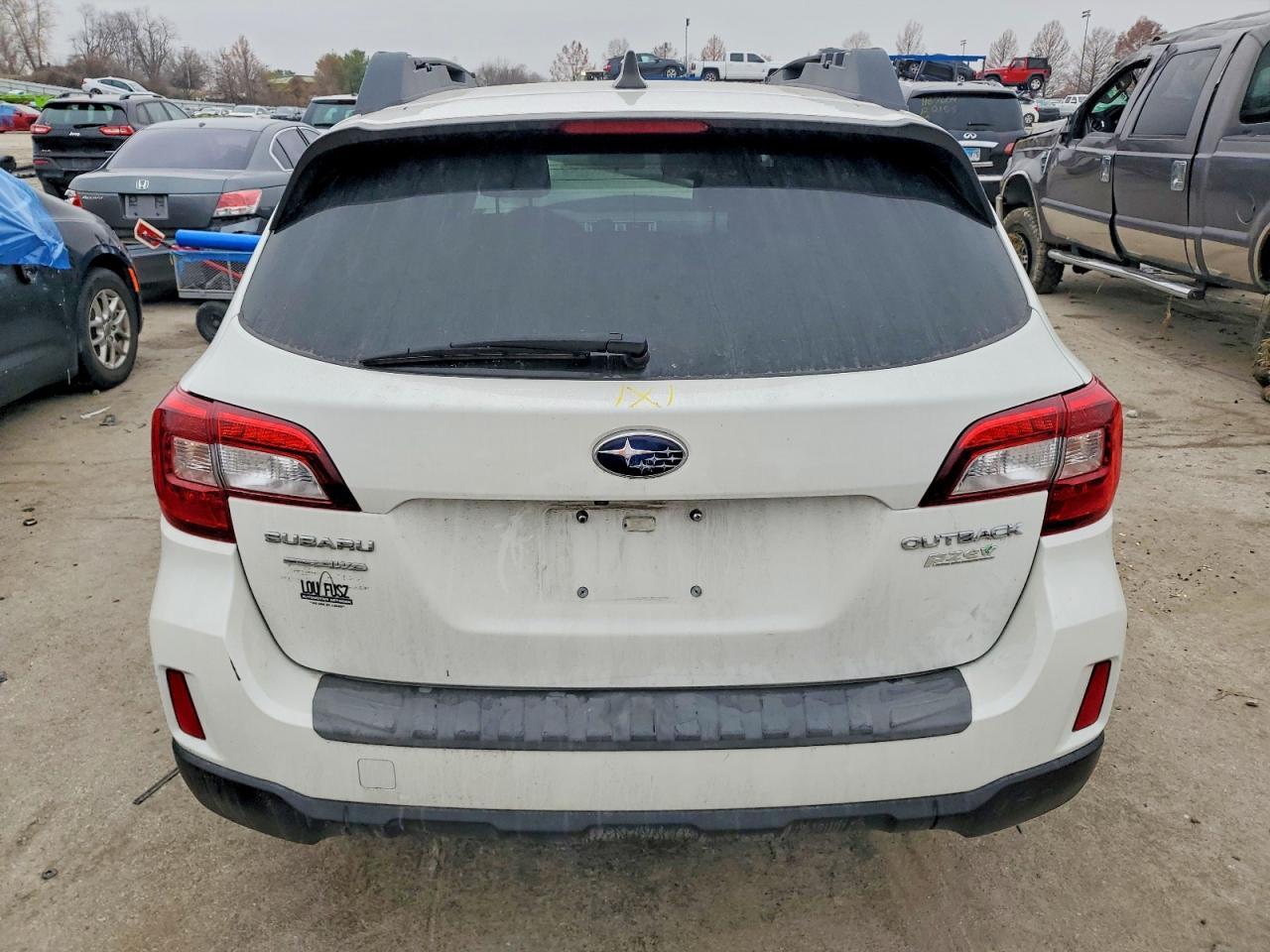 2017 Subaru Outback 2.5I Premium - Image 6