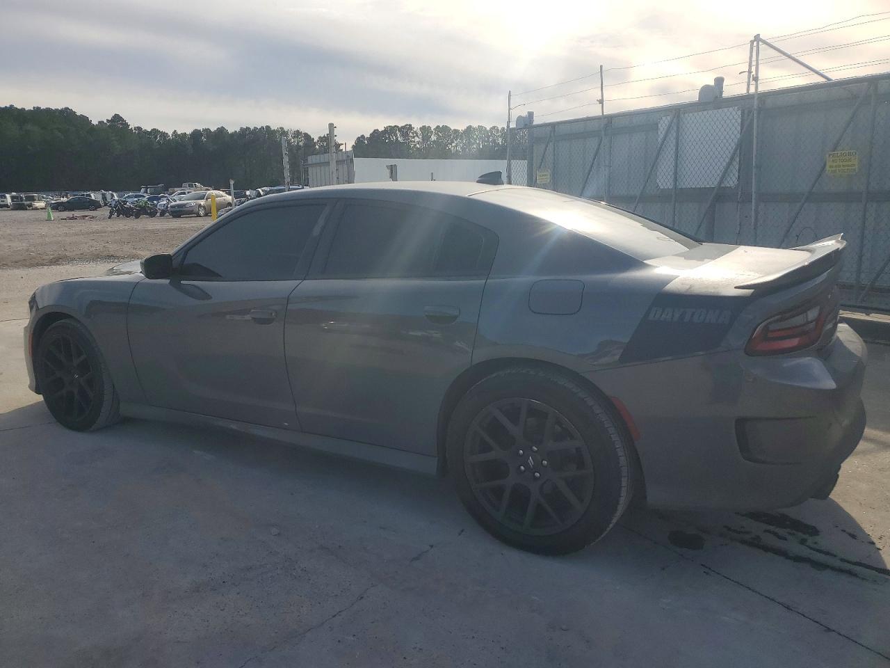 2017 Dodge Charger R/T - Фото 2