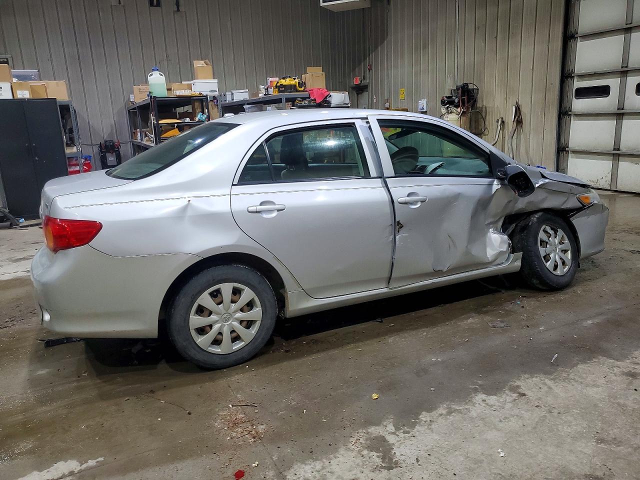 2009 Toyota Corolla Base - Фото 3