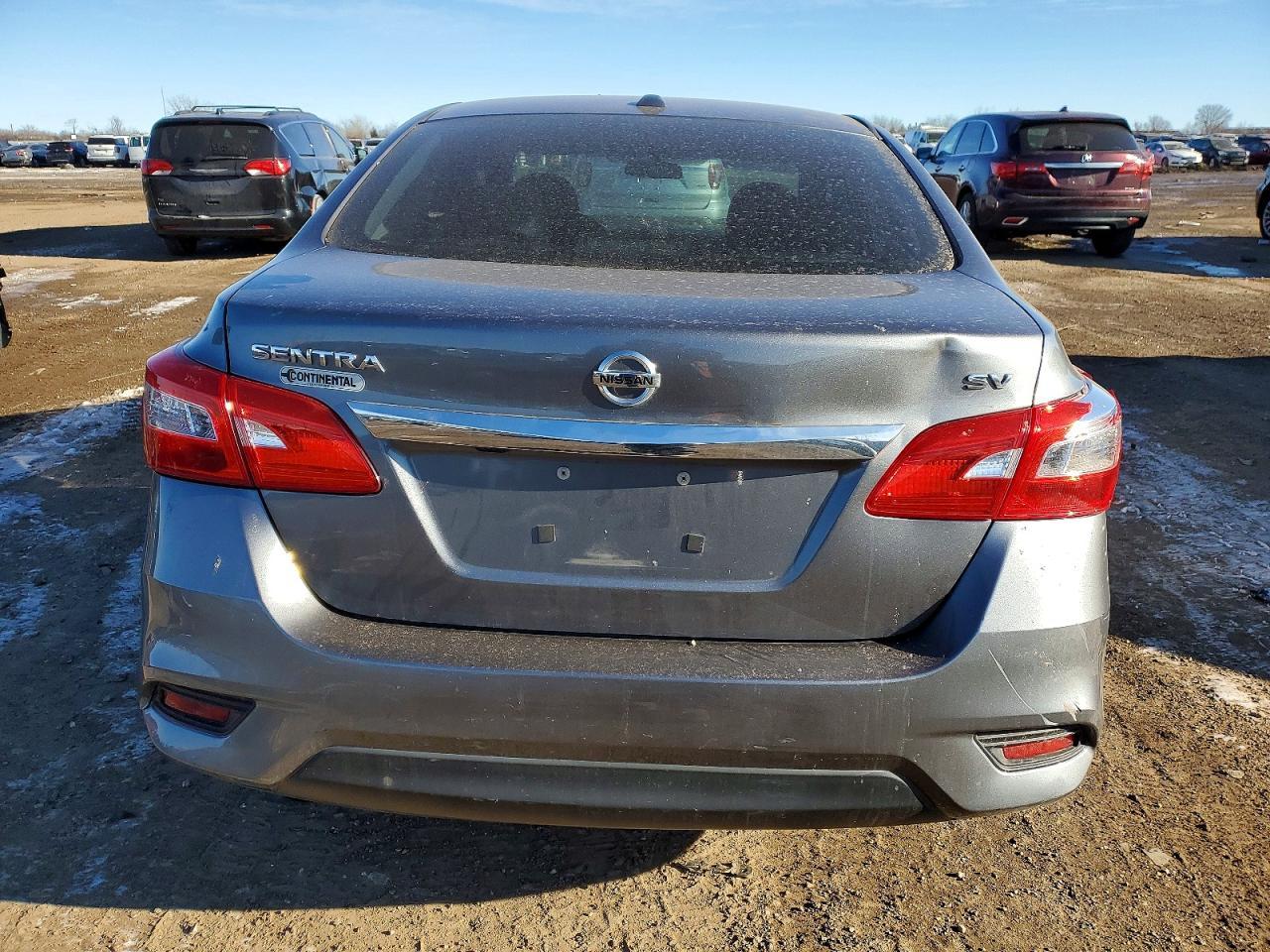 2017 Nissan Sentra S - Фото 6