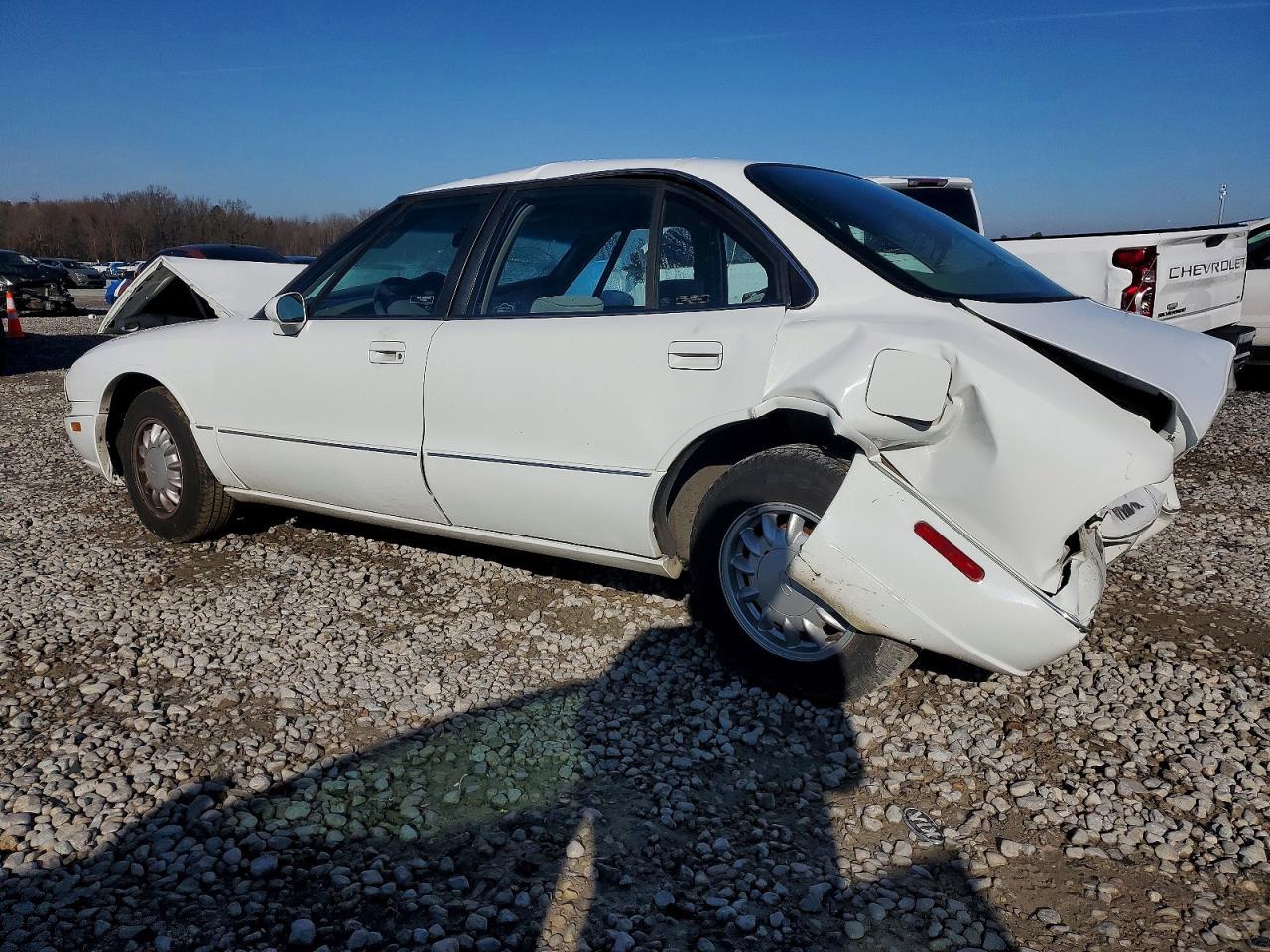 1998 Oldsmobile 88 Base - Фото 2